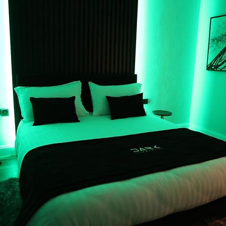 Dark Boutique Hotel Shkoze Luaran gambar